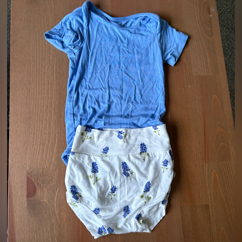 💙🌸 Kyte Baby Blue Onesie + Hydrangea Bloomers | 12–18M 🌸💙